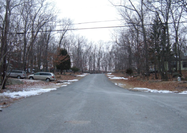 115 Bayberry Ct, East Stroudsburg, PA 18301 