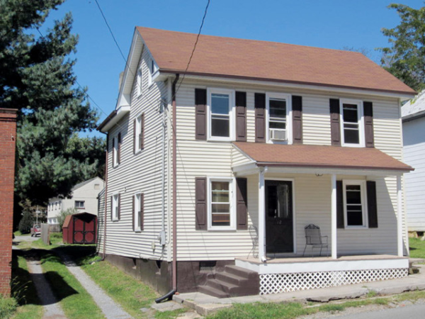 12 CHARLESTOWN ROAD, Washington Boro, PA 17582 