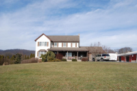1800 TEXTER MOUNTAIN ROAD, Reinholds, PA 17569 