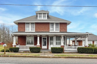 305 Abbottstown St., East Berlin, PA 17316 