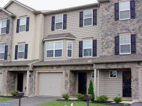 1016 YARN CT, Mohrsville, PA 19541 