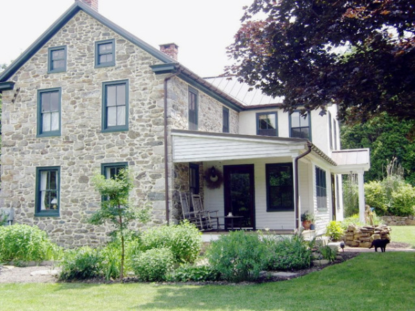 138 Fredericksville Rd, Mertztown, PA 19539 