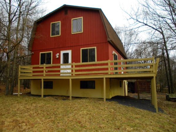 212 Cherry Lane, Albrightsville, PA 18210 