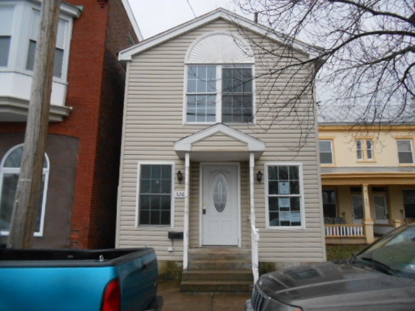 326 N Charlotte St, Pottstown, PA 19464 
