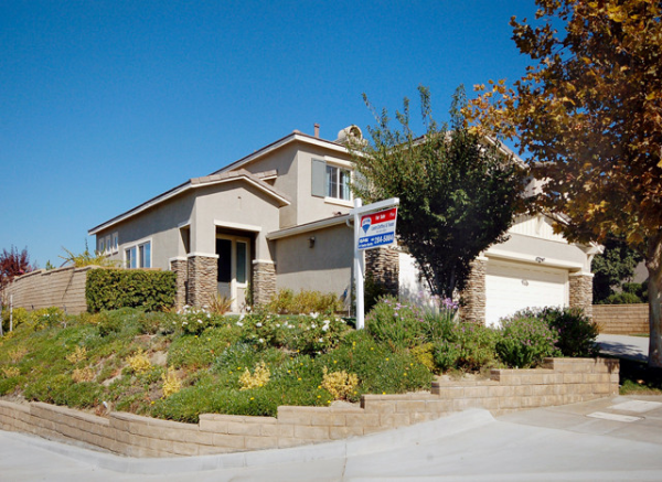 17889 Wren Dr, Canyon Country, CA 17889 