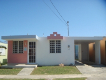 Villas Del Oeste 683 (E-2) Calle Aries, Mayaguez, PR 00682 