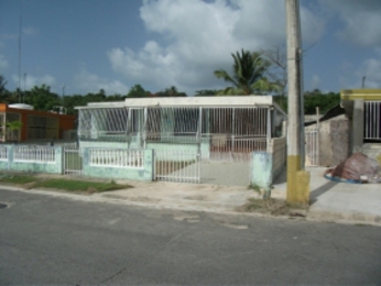 F44 Calle 31 Rio Grande Estates, Rio Grande, PR 00745 