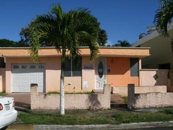 Urb San Vicente 5 St # 159, Vega Baja, PR 00693 