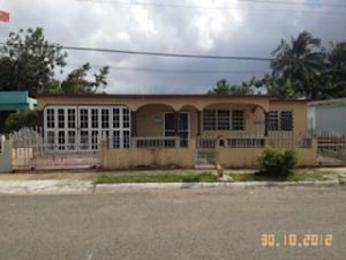 * La Catalana, Barceloneta, PR 00617 