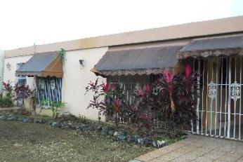 Cb10 Calle Eucalipto Estancias, Bayamon, PR 00961 