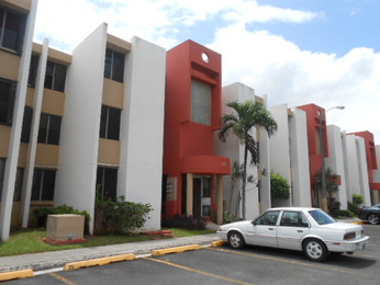 Apt A-1 Bld 10 Plaz, Canovanas, PR 00729 