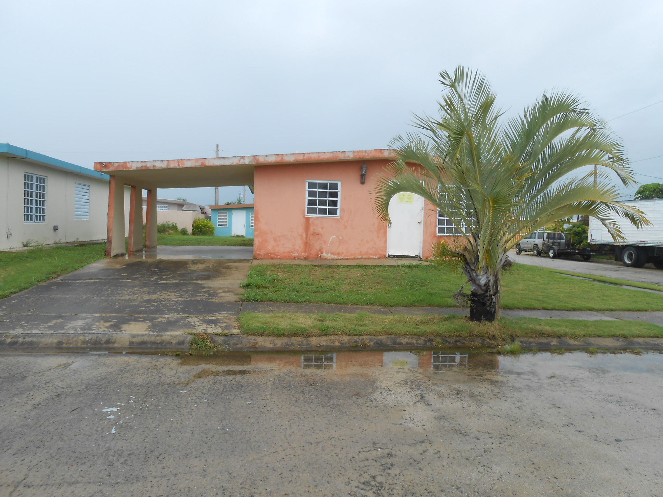 F-16 27 St Vistas De Naguabo, Naguabo, PR 00718 
