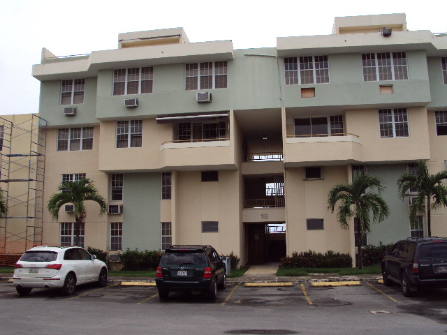 1805 Chalets San Fe, Carolina, PR 00985 