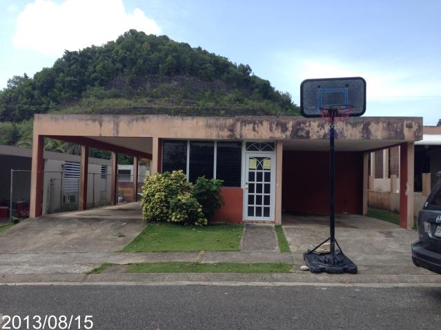 D 20 Urb Tajaomar, Morovis, PR 00687 