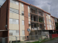 Apt 167 D-39 Los Naranjales Cond., Carolina, PR 00976 