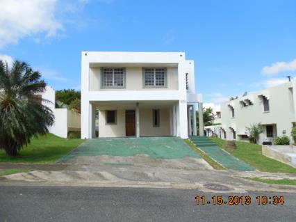 J-9 Ceiba St. Vistas De Rio Grande, Canovanas, PR 00745 