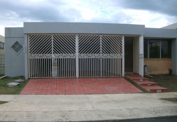 G3 Calle Rio Yaguez Montecasino Heights, Toa Alta, PR 00953 