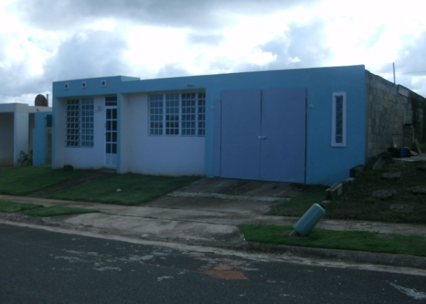 S-24 Bortola St Est De Barceloneta, Barceloneta, PR 00617 