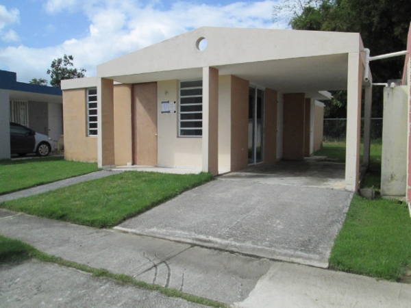 J9 Italia St Jardines De Yabucoa, Yabucoa, PR 00767 