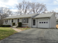 99 Parkhurst Rd, Warwick, RI 02889 