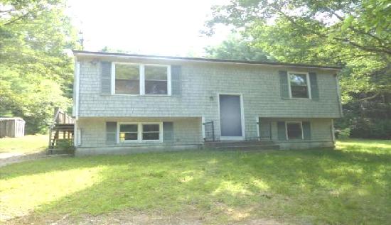 6743 Flat River Rd, Greene, RI 02827 