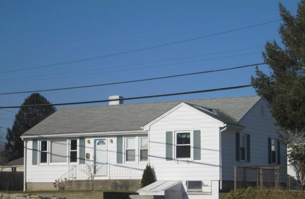 100 John St, Westerly, RI 02891 