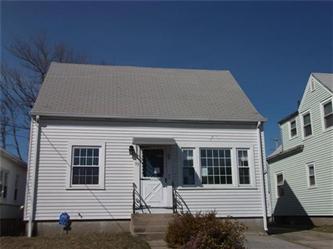 53 Victory St, Cranston, RI 02910 