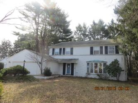 672 Namquid Dr, Warwick, RI 02888 