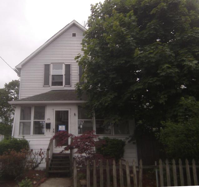 372 Montgomery Avenue, Cranston, RI 02905 