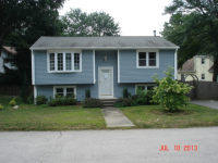 60 Beeckman Avenue, Cranston, RI 02920 