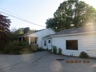 1302 E Main Rd, Portsmouth, RI 02871 