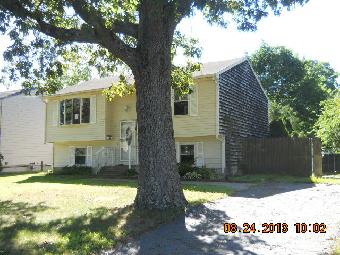 60 River Vue Avenue, Warwick, RI 02889 