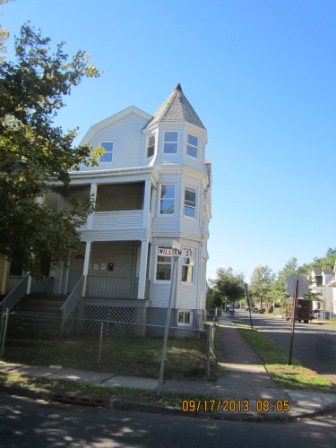 89-91 Walnut St, East Providence, RI 02914 