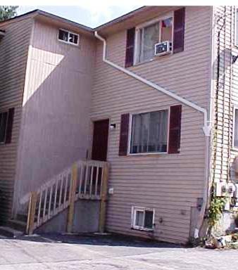 946 Admiral Street, Providence, RI 02908 