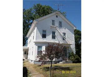 52 Grove St, Lincoln, RI 02865 