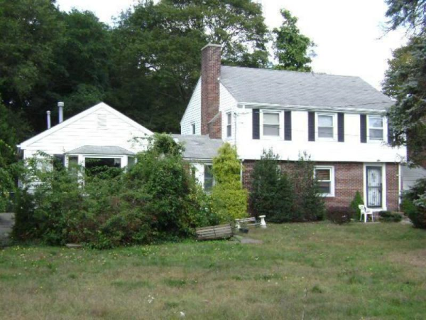 2953 West Shore Road, Warwick, RI 02886 