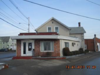 224-226 Wasington S  02, W Warwick, RI 02893 