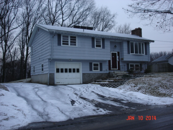 23 Morin St, Woonsocket, RI 02895 