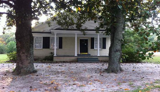 1721 Dalloz Road, Columbia, SC 29206 