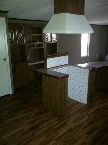 2904 LAURENS RD, Greenville, SC 29607 