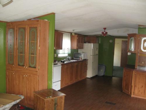 427 S GEORGETOWN HWY, Effingham, SC 29541 