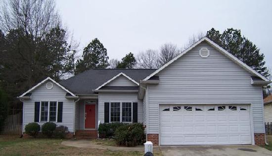 213 Flagstar Court, Fountain Inn, SC 29644 