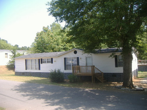 406 IVYDALE DR, Greenville, SC 29609 