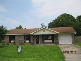 4508 Garwood Dr, Ladson, SC 29456 