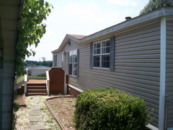 241 Lindsey Ridge Rd, Lyman, SC 29365 