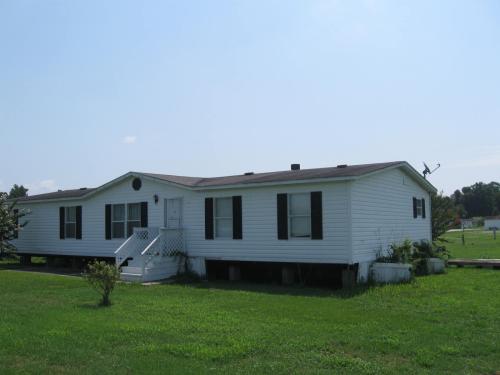 5425 PALM CIR, North Charleston, SC 29418 