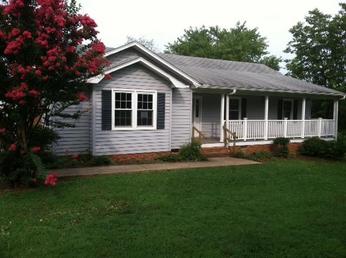 305 Country Gln, Pelzer, SC 29669 