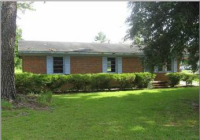 12 Primrose Ave, Kingtree, SC 29556 