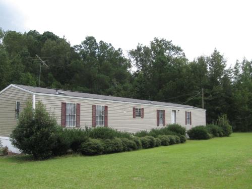 125 HAYES LN, Williams, SC 29493 