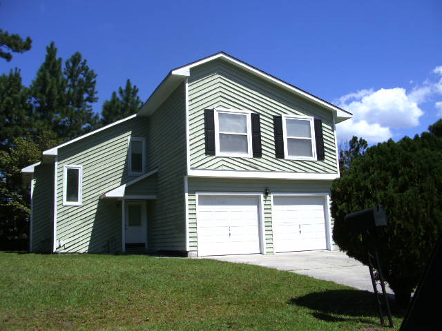 105 Santee Court, Summerville, SC 29483 